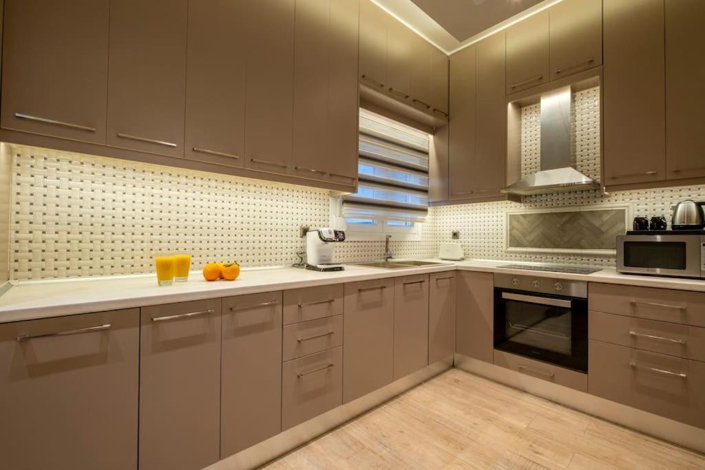 Maison De Luxx A10, Cozy Apartment With Garden In לריסה מראה חיצוני תמונה